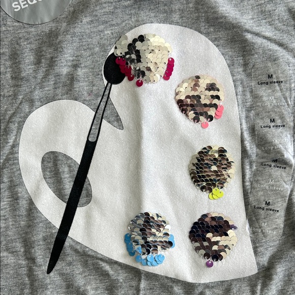 GAP Gray Long Sleeve Tee with Colorful Paint Palette - Picture 2 of 5